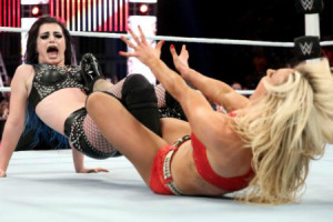 TLC 2015 - Paige vs Charlotte
