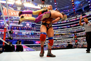 WrestleMania 32 - Kalisto vs Ryback